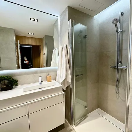 Seaside Luxury * コウォブジェク